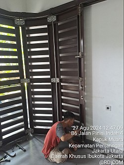 service garasi door mobil