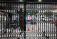 jasa pasang pintu harmonika murah kemang